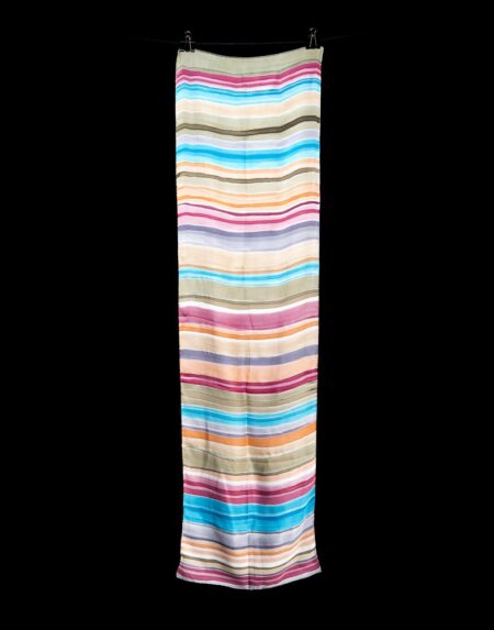 Obdĺžniková hodvábna šatka s pastelovými pásikmi
