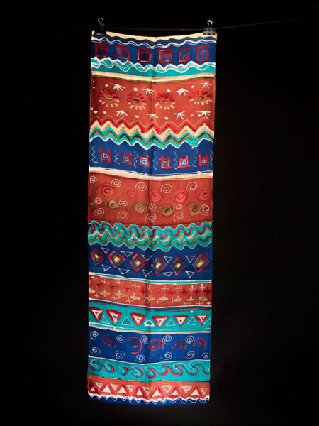 Obdĺžniková hodvábna šatka s pastelovými pásikmi