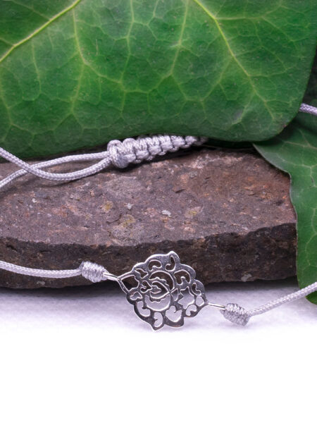 Jemný, nastaviteľný náramok na šnúrke "Filigree"
