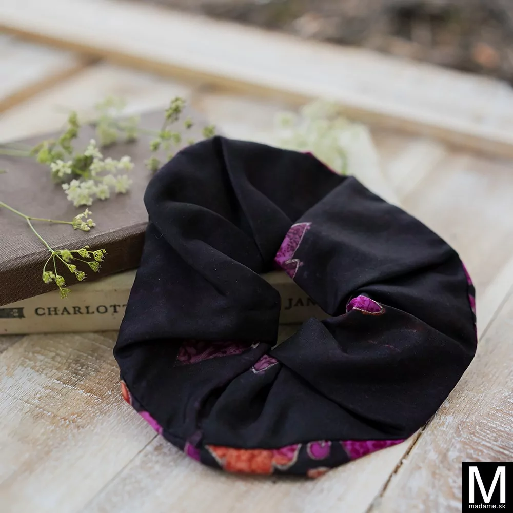 www.madame.sk Eshop Hodvábna gumička "Ružovo čierny dotyk"